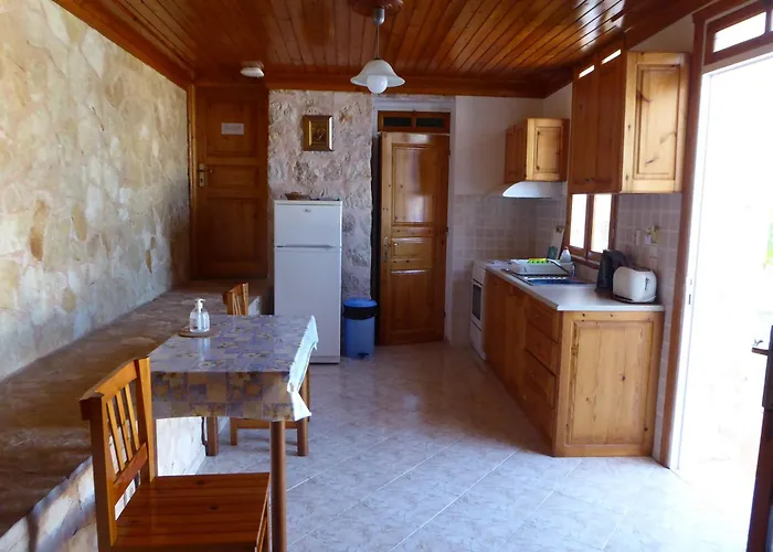 아파트 Nikitas Chalki Town